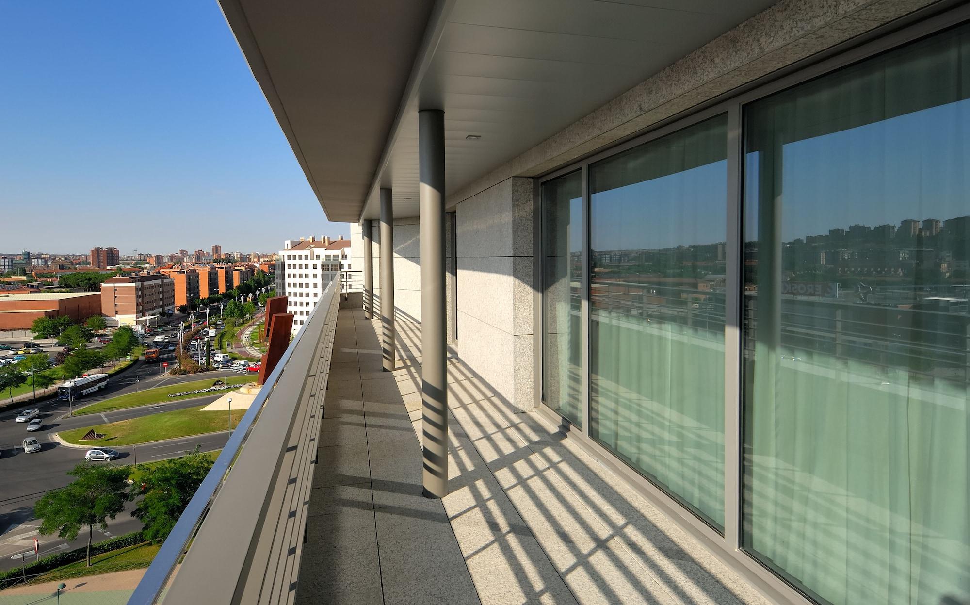 Vincci Frontaura Hotel Valladolid Exterior photo